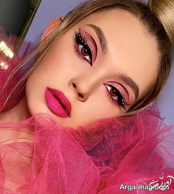 آرایش صورت 1402 ساده